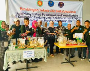 Bimbingan Teknis Life Skill Vokasional Bagi Masyarakat Pada Kawasan Rawan Narkoba Di Provinsi Kepulauan Riau Bimbingan Teknis Life Skill Vokasional Bagi Masyarakat Pada Kawasan Rawan Narkoba Di Provinsi Kepulauan Riau